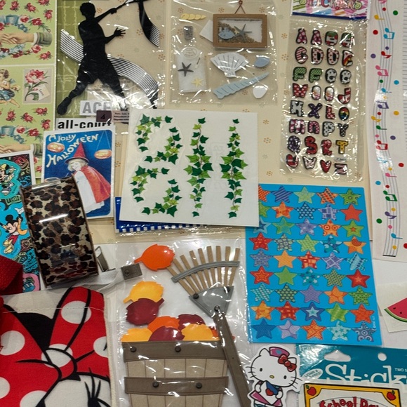 Scrapbooking lot 55+ Jolees HelloKitty Snoopy Disney Pooh Mickey MrsGrossmans - Picture 4 of 8